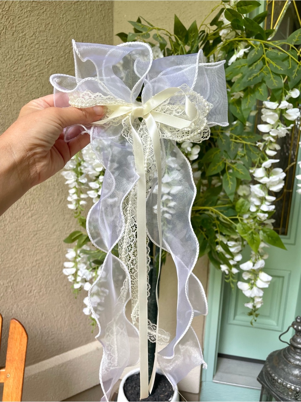Altar'd State Ivory Lace & Organza pearl Ribbon Hair Bow never worn
